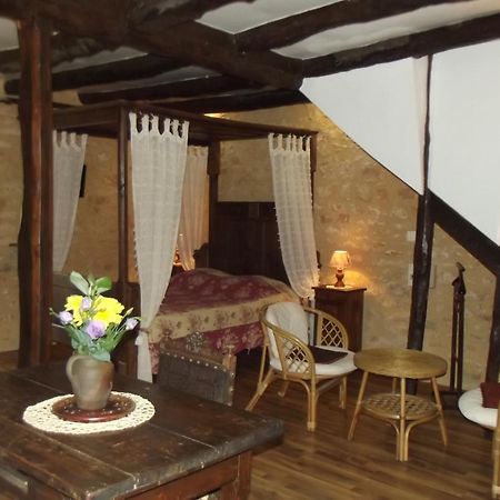 Gites Des 3 Vallees Salignac Eyvigues Экстерьер фото
